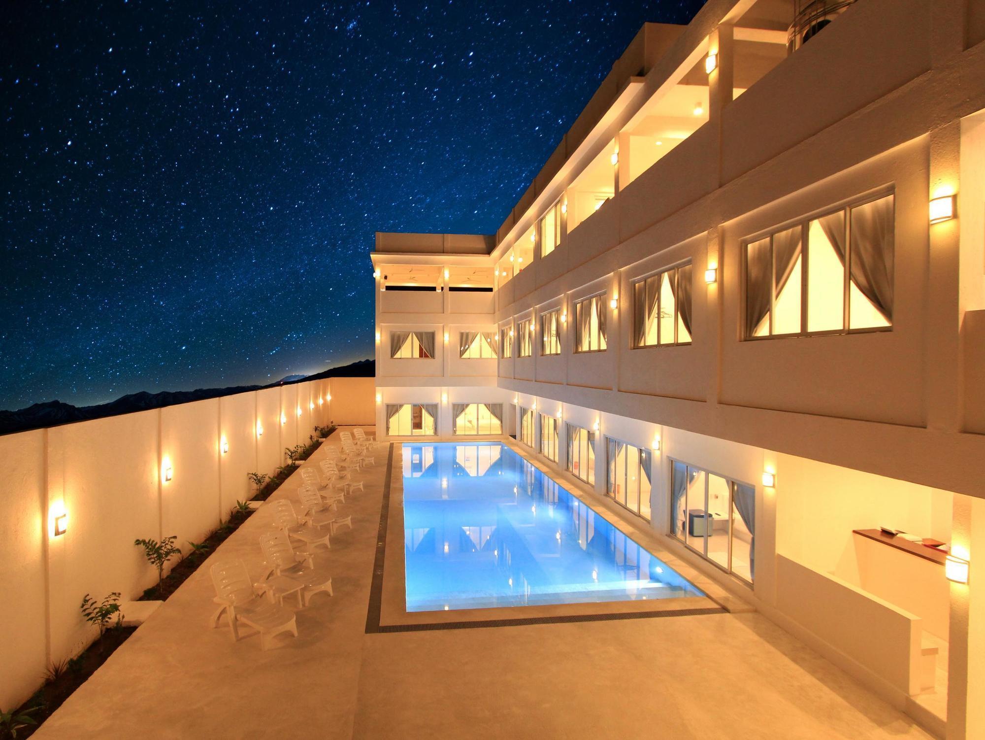 Coron Bluewave Hotel מראה חיצוני תמונה